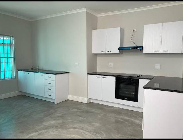 1 BEDROOM HOUSE FOR SALE IN WOODSTOCK